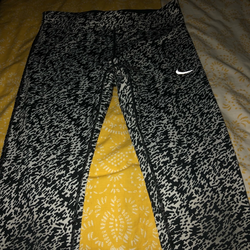Nike leggings !